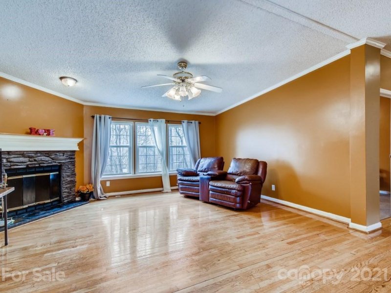 Property image 2 at 6420 Helens Way, Denver, NC 28037