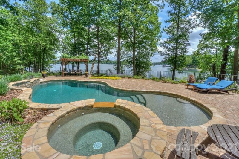 Property image 3 at 9184 Greenwood Road, Terrell, NC 28682