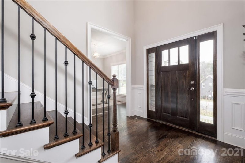 Property image 3 at 105 Orchard Farm Lane, Mooresville, NC 28117