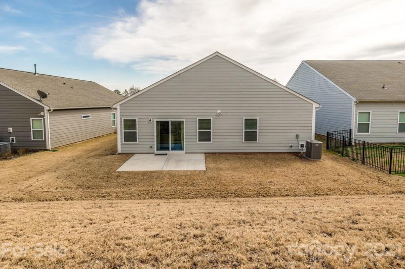 Property image 4 at 1592 Spring Blossom Trail, Fort Mill, SC 29708