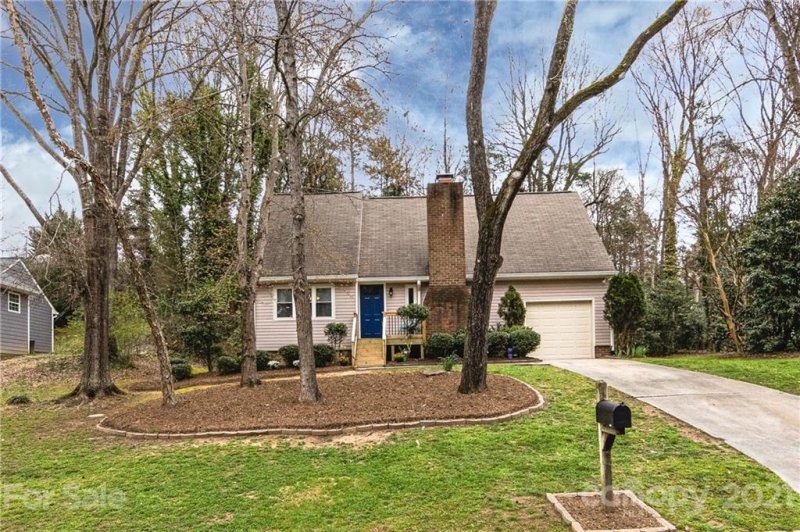 Property image 3 at 210 Oak Creek Drive, Charlotte, NC 28270