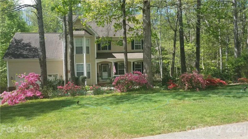 Property image 2 at 9833 Hanging Moss Trail, Mint Hill, NC 28227