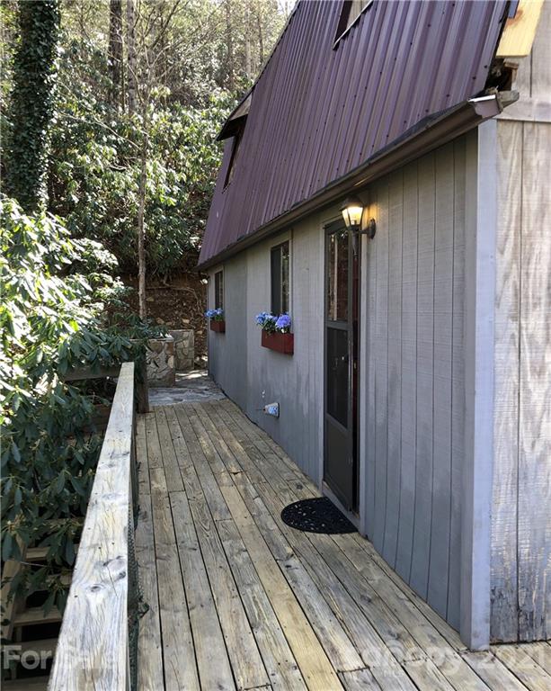 Property image 5 at 903 Winterstar Loop, Burnsville, NC 28714