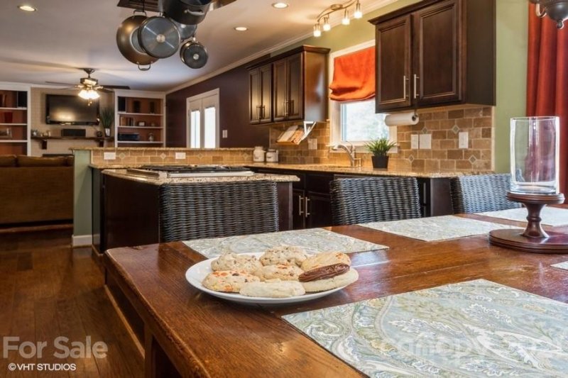 Property image 5 at 5310 Camilla Drive, Charlotte, NC 28226