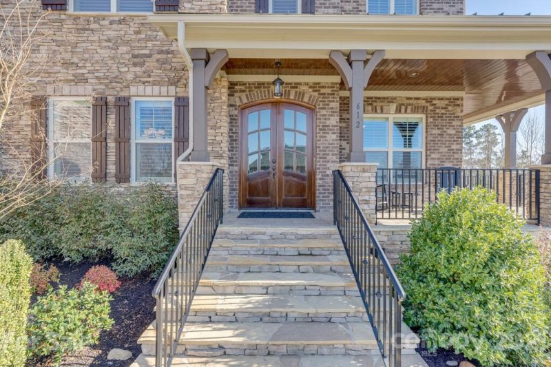 Property image 2 at 612 Zinnia Way, Tega Cay, SC 29708