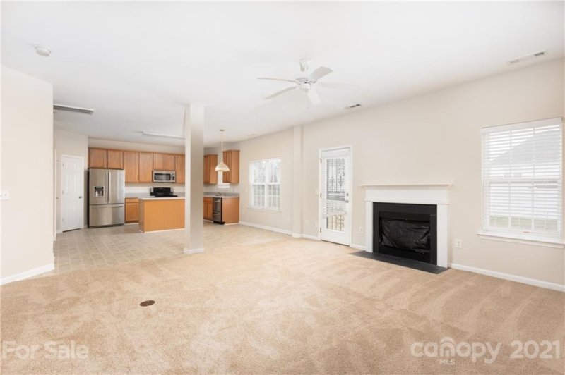 Property image 4 at 1311 Kersey Glen Lane, Charlotte, NC 28216