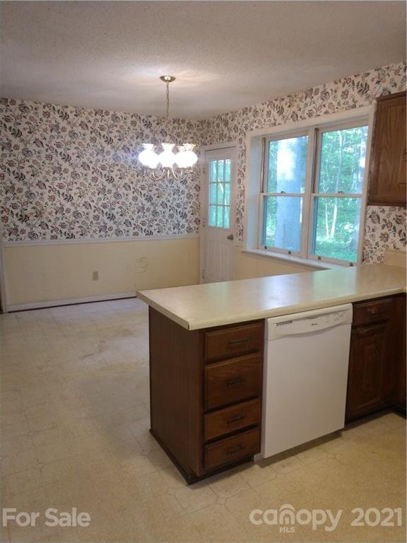 Property image 5 at 157 Windjammer Way, Hendersonville, NC 28792