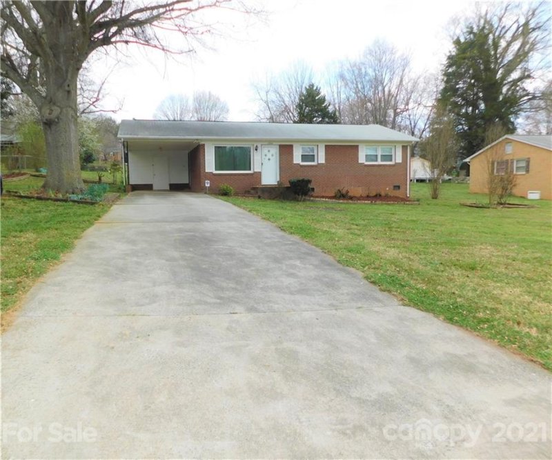 Property image 3 at 2346 Woodleaf Drive, Gastonia, NC 28052