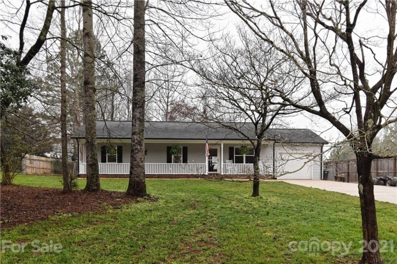 Property image 3 at 661 Blossom Hill Road, Lincolnton, NC 28092