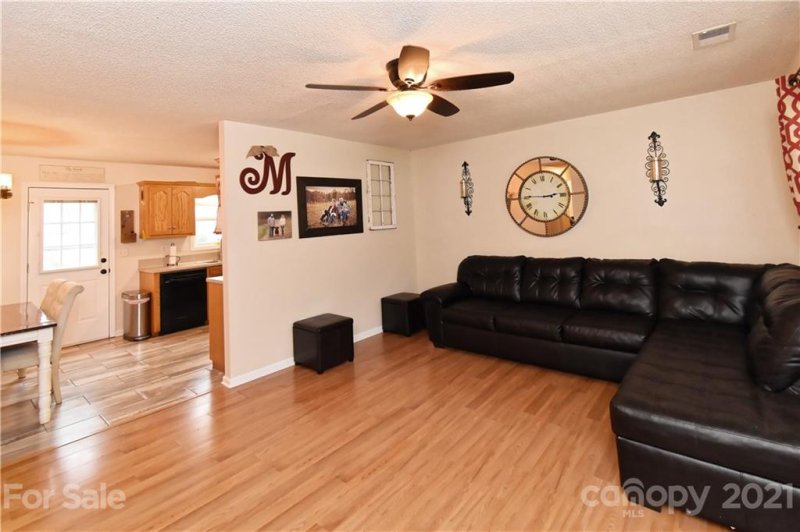 Property image 4 at 661 Blossom Hill Road, Lincolnton, NC 28092