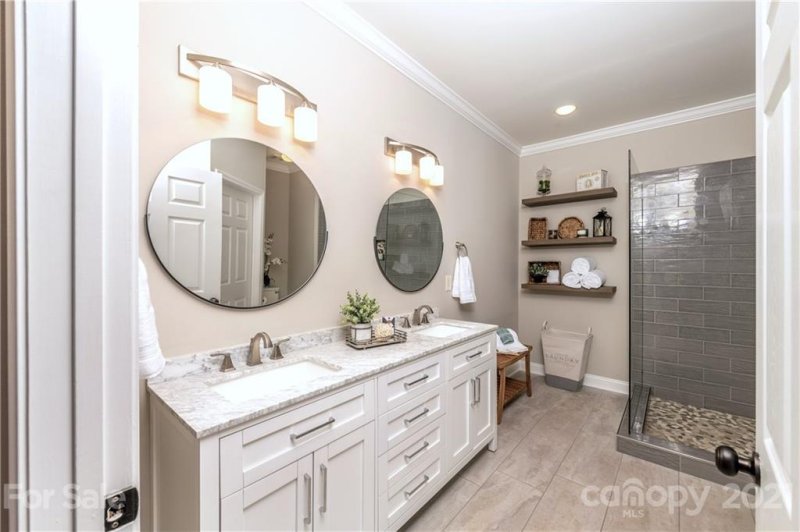 Property image 2 at 3824 Misty Glen Court, Matthews, NC 28105