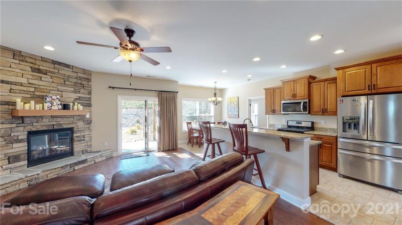 Property image 5 at 5 Pacifico Drive, Asheville, NC 28806