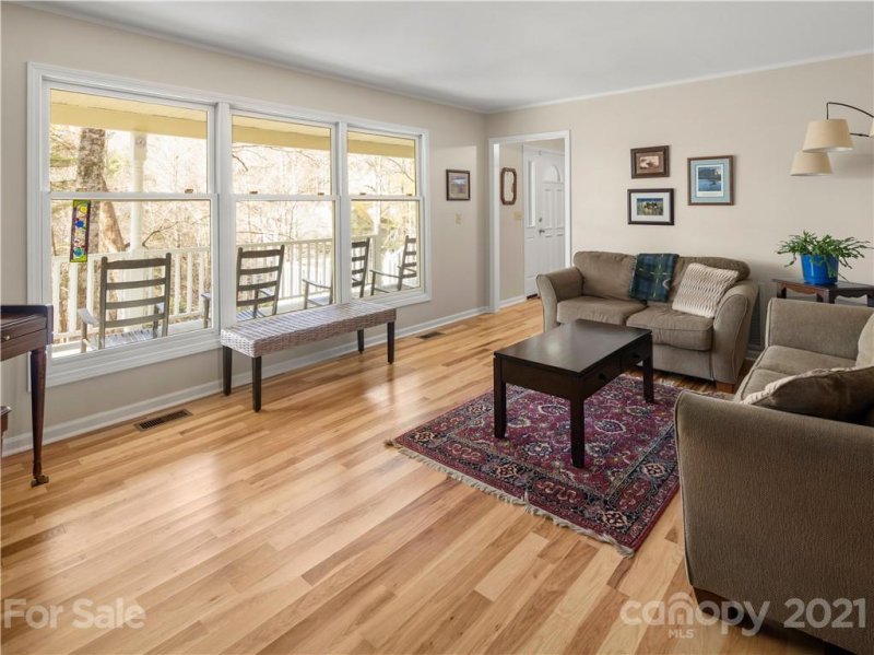 Property image 4 at 3 Silverstone Drive, Asheville, NC 28805