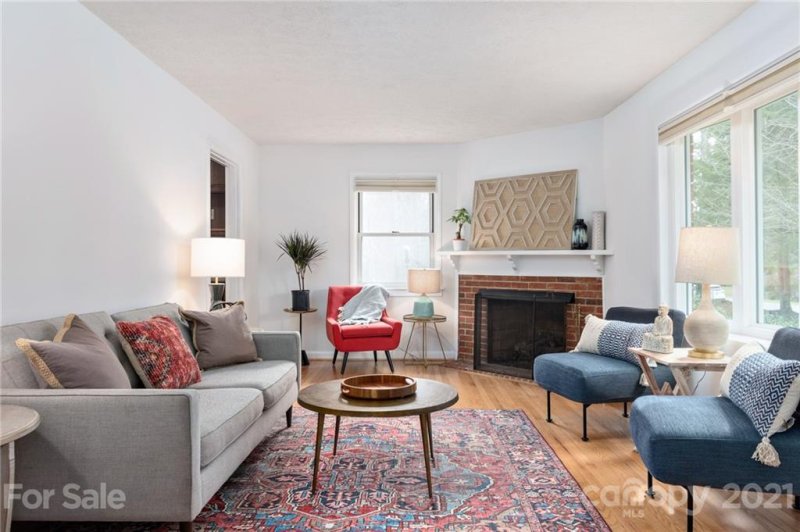 Property image 2 at 20 Shawnee Trail, Asheville, NC 28805