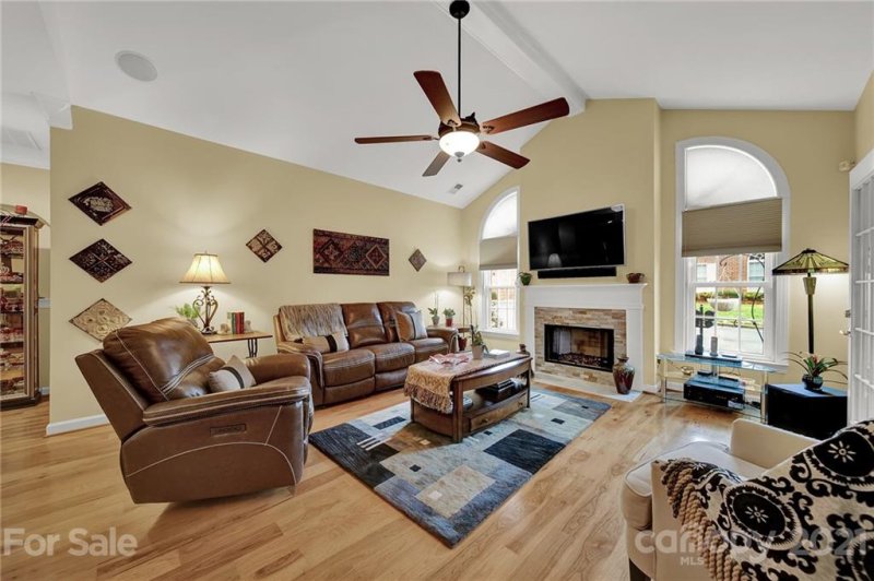 Property image 4 at 8542 Highland Glen Drive, Charlotte, NC 28269