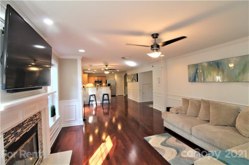 Property image 3 at 9310 Chastain Walk Drive, Charlotte, NC 28216