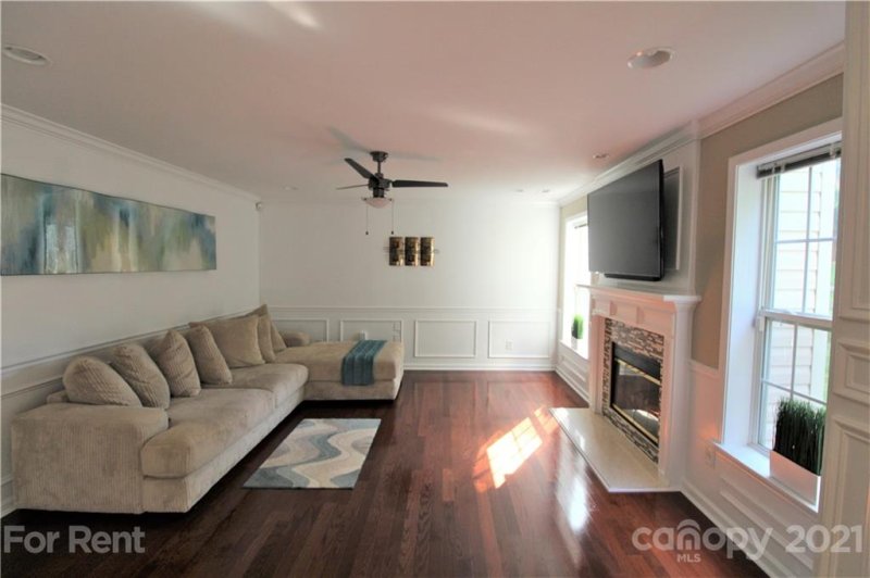 Property image 4 at 9310 Chastain Walk Drive, Charlotte, NC 28216