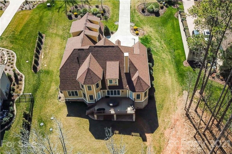 Property image 3 at 219 Bay Shore Loop, Mooresville, NC 28117