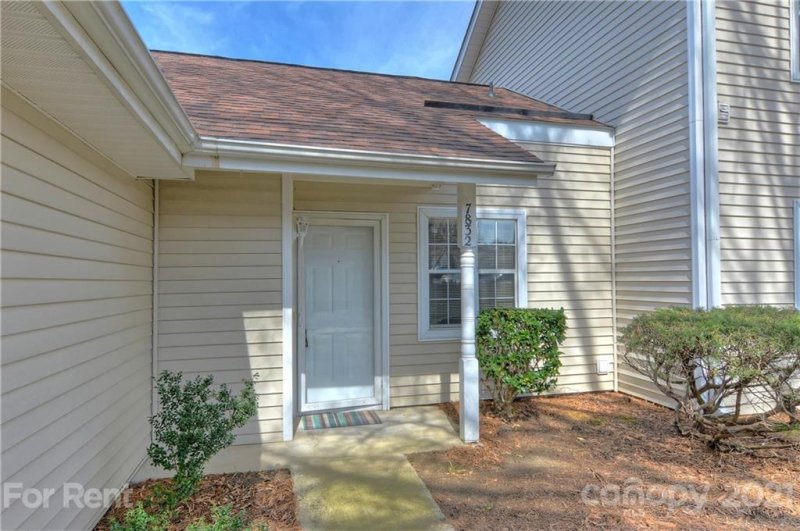 Property image 4 at 7832 Davinci Lane, Charlotte, NC 28226
