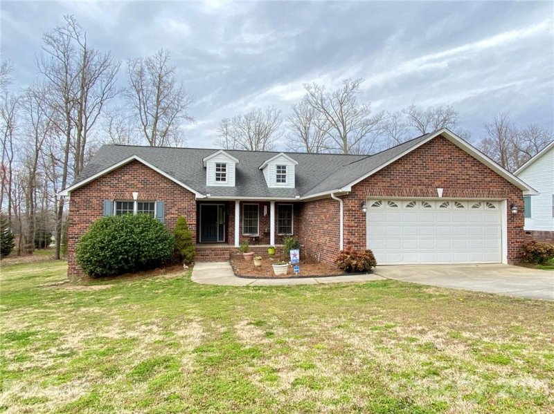 1168 Balfour Quarry Road