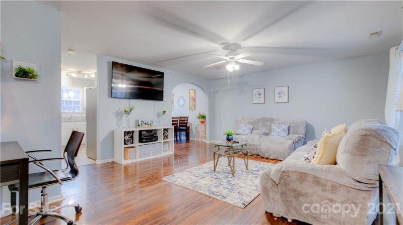 Property image 5 at 6856 Parkers Crossing Drive, Charlotte, NC 28215