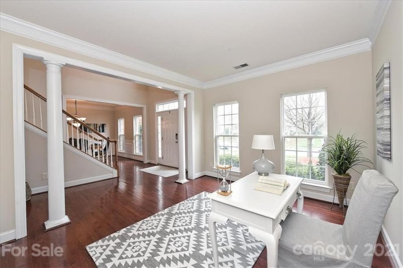 Property image 3 at 6909 Augustine Way, Charlotte, NC 28270