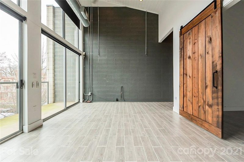 Property image 5 at 2116 Mcclintock Road, Charlotte, NC 28205