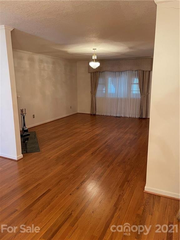 Property image 5 at 1101 Citation Circle, Hendersonville, NC 28739