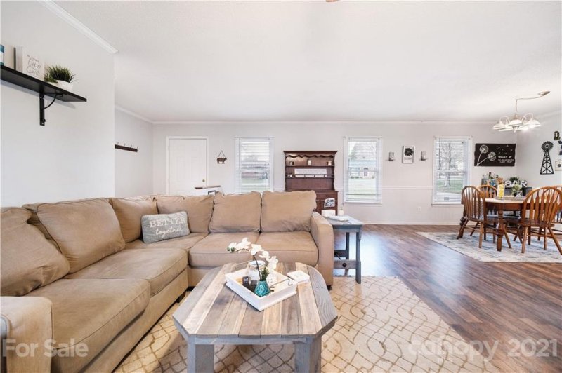 Property image 4 at 2661 Saddlewood Circle, Concord, NC 28027