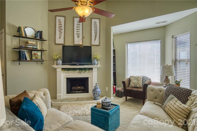 Property image 5 at 4160 Charlotte Highway, Lake Wylie, SC 29710