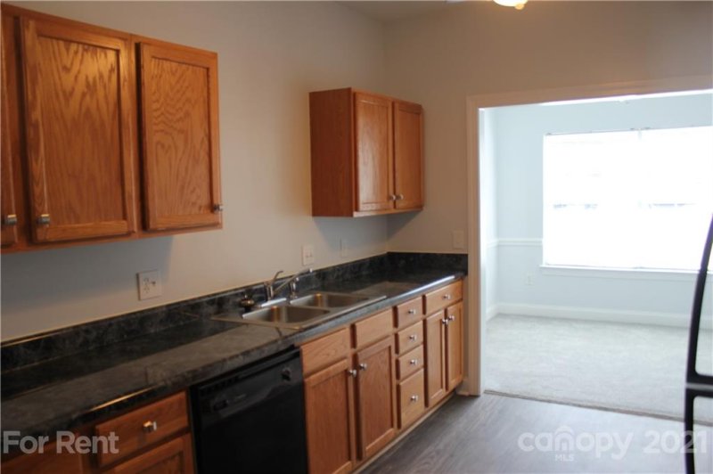 Property image 5 at 2417 Ryerson Court, Charlotte, NC 28213