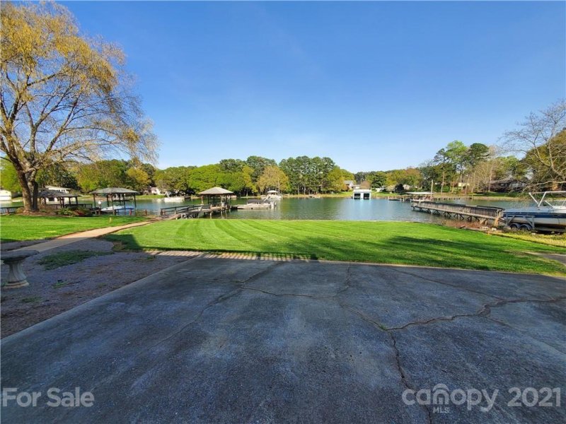 Property image 5 at 15928 Henry Lane, Huntersville, NC 28078