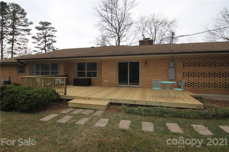 Property image 5 at 3724 Fairlane Drive, Gastonia, NC 28056