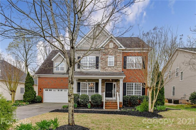 Property image 2 at 436 Sheltered Cove Court, Fort Mill, SC 29708