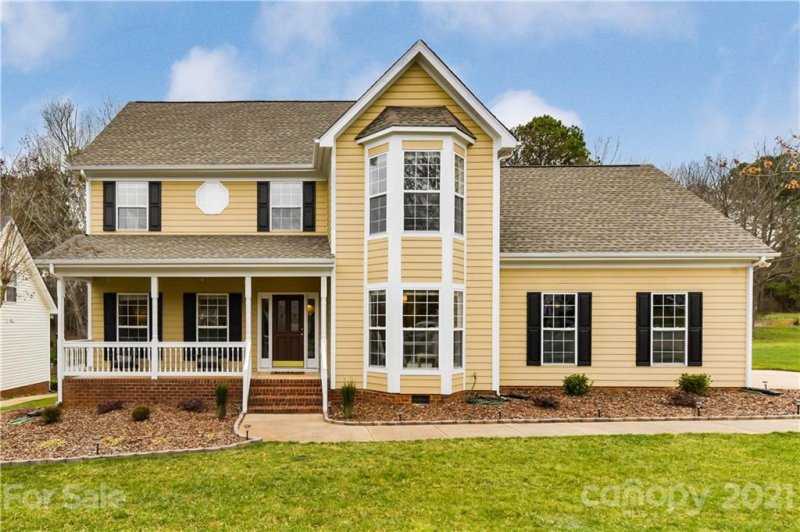 9245 Morgan Glenn Drive