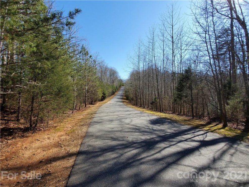 Property image 3 at 3078 Mountain Creek Drive, Sherrills Ford, NC 28673