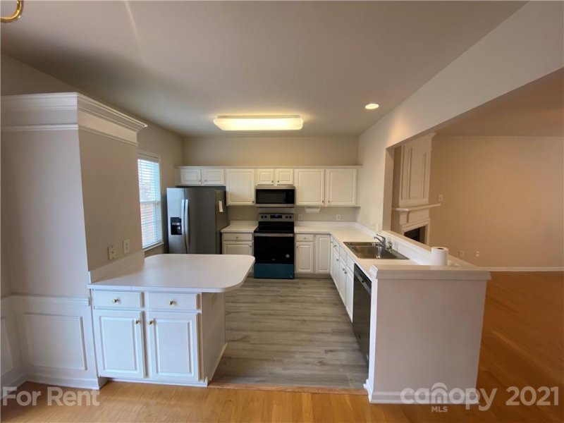 Property image 5 at 10440 Winslet Drive, Charlotte, NC 28277