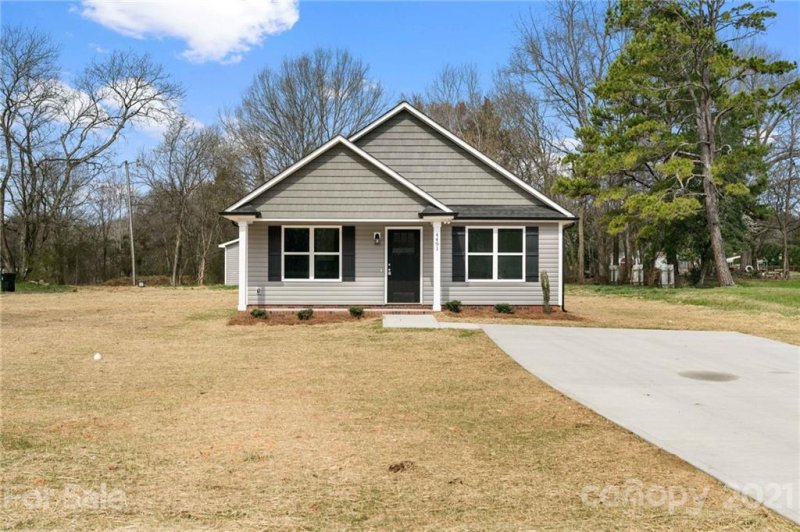 Property image 2 at 4491 Pebblebrook Circle, Concord, NC 28027