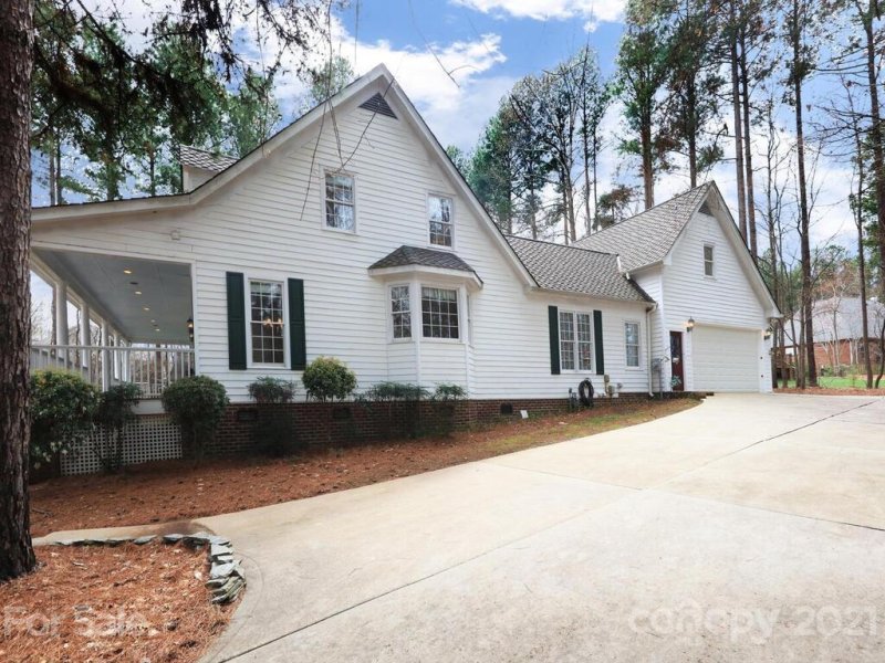 Property image 3 at 271 Beaten Path Road, Mooresville, NC 28117