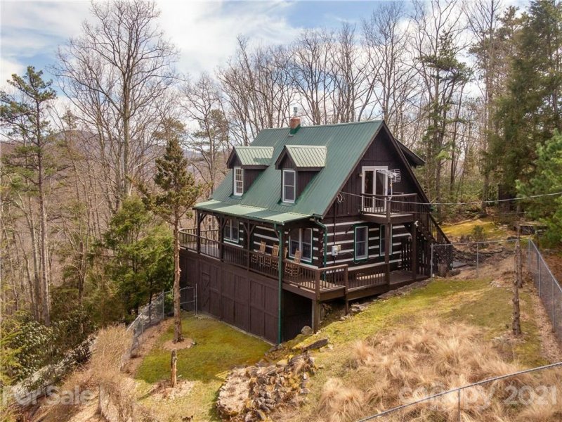 Property image 2 at 169 Laurel Creek Drive, Hendersonville, NC 28792