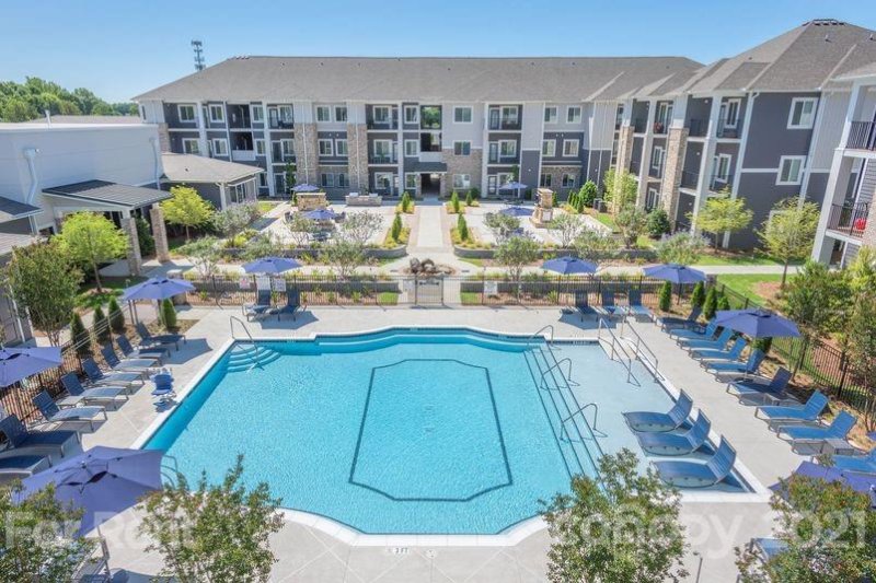 Property image 4 at 14710 Kilkenney Hill Lane, Charlotte, NC 28273