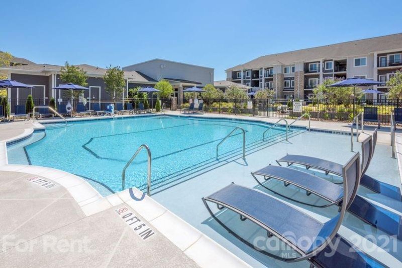 Property image 5 at 14710 Kilkenney Hill Lane, Charlotte, NC 28273