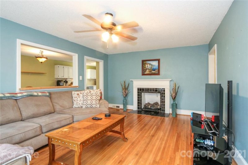 Property image 4 at 8101 Plott Road, Charlotte, NC 28215