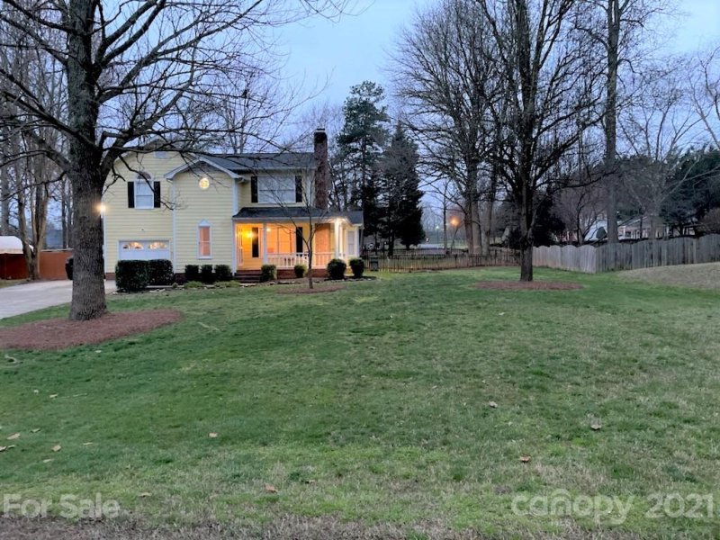 Property image 3 at 3619 Baywoods Court, Gastonia, NC 28056