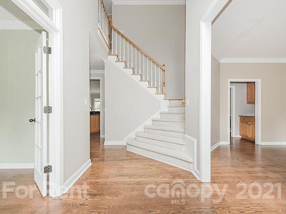 Property image 2 at 11526 Sir Francis Drake Drive, Charlotte, NC 28277