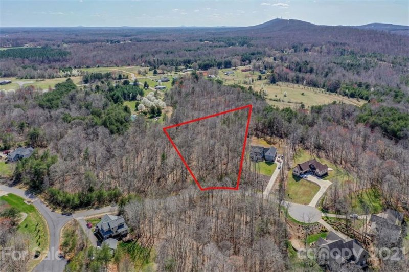 Property image 4 at 6165 Falls Ridge Trail, Sherrills Ford, NC 28673