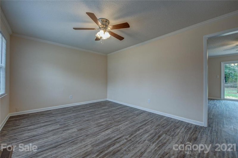 Property image 5 at 5002 Sea Oates Lane, Bessemer City, NC 28016