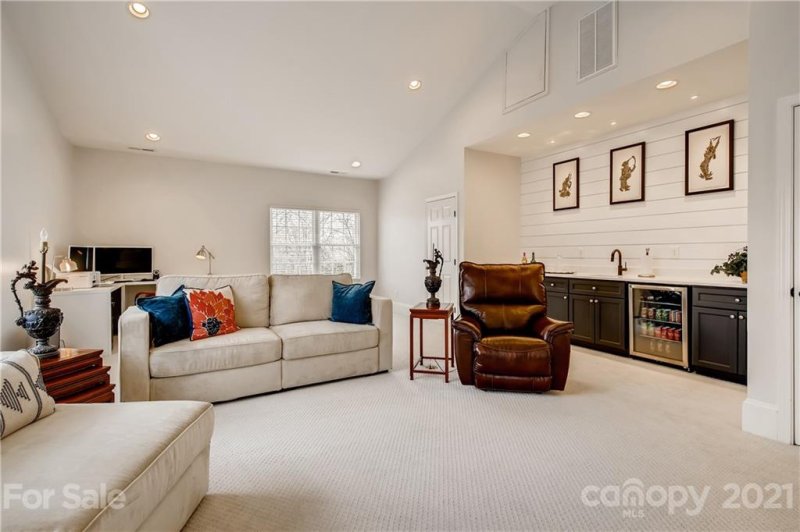 Property image 5 at 4214 Tottenham Road, Charlotte, NC 28226