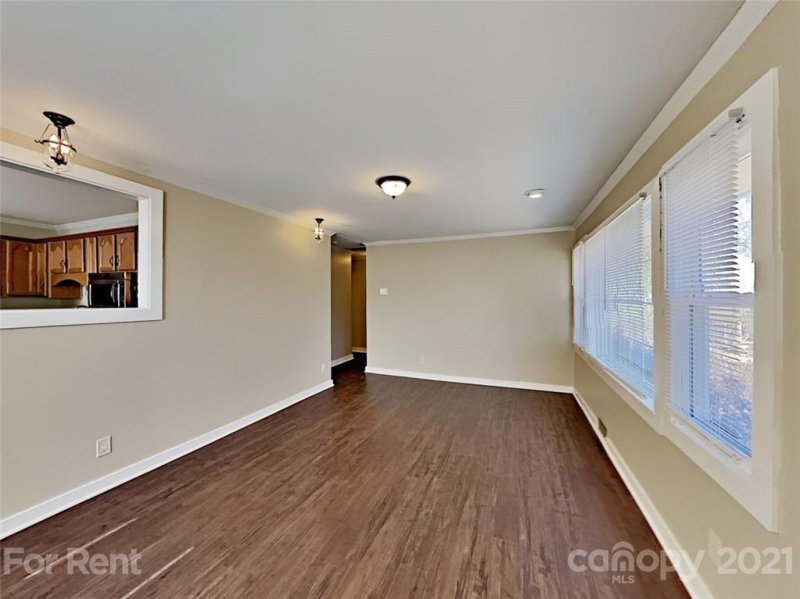 Property image 4 at 314 Hartford Avenue, Charlotte, NC 28209