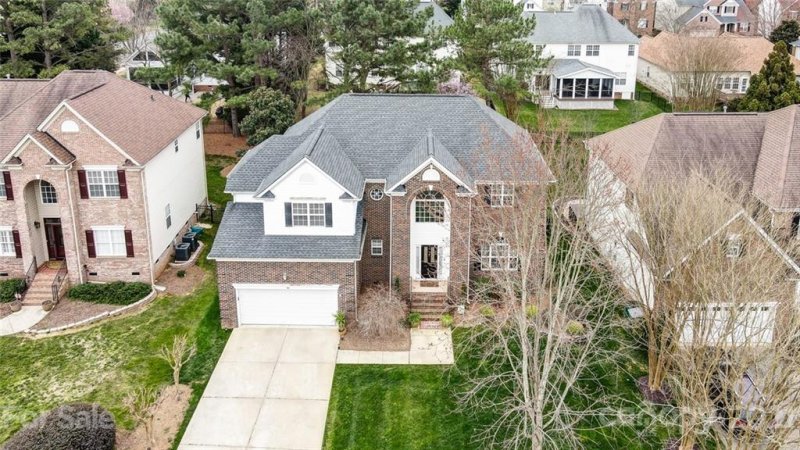 Property image 3 at 10509 Kilchurn Court, Charlotte, NC 28277